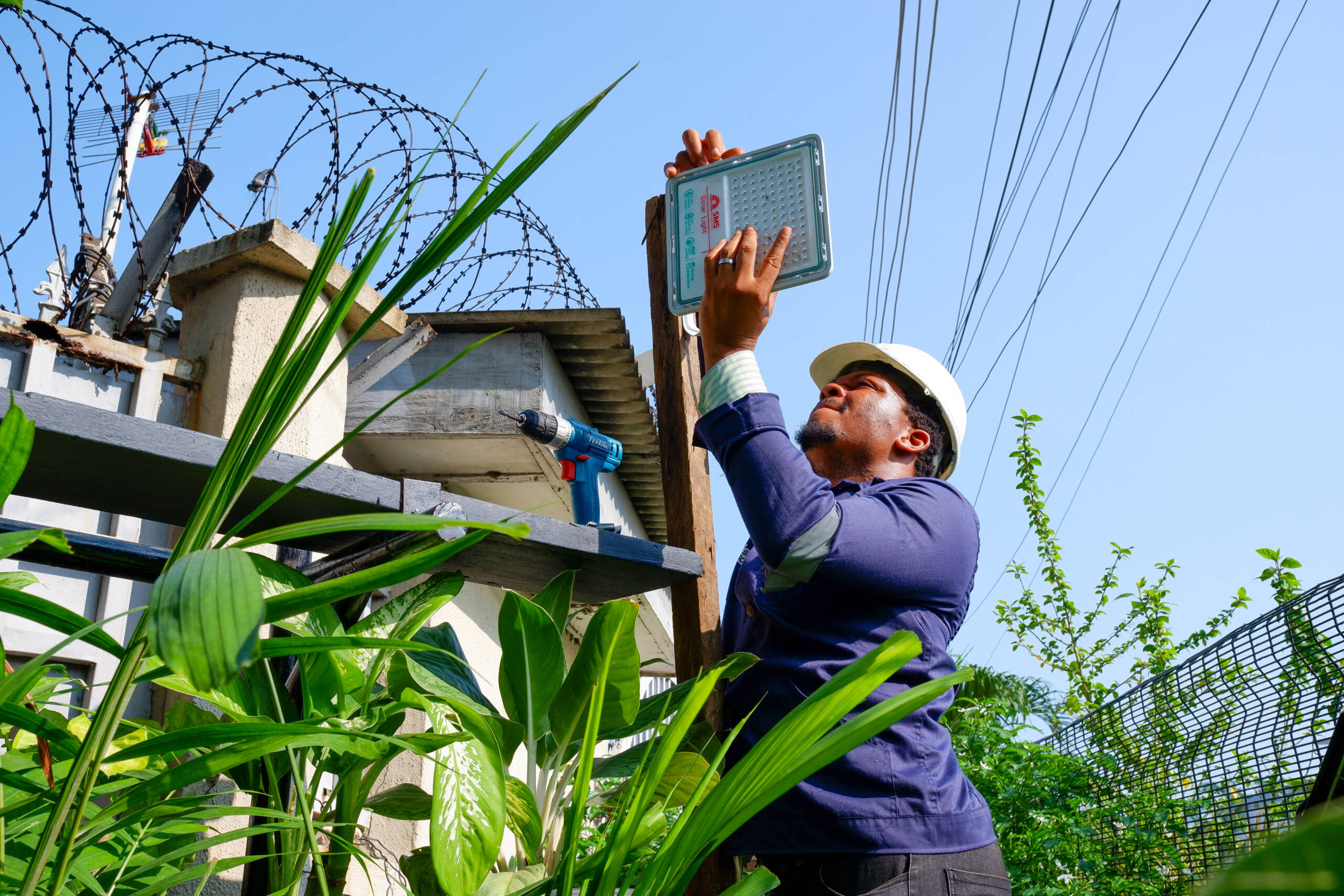SOLAR FLOOD LIGHT INSTALLATION